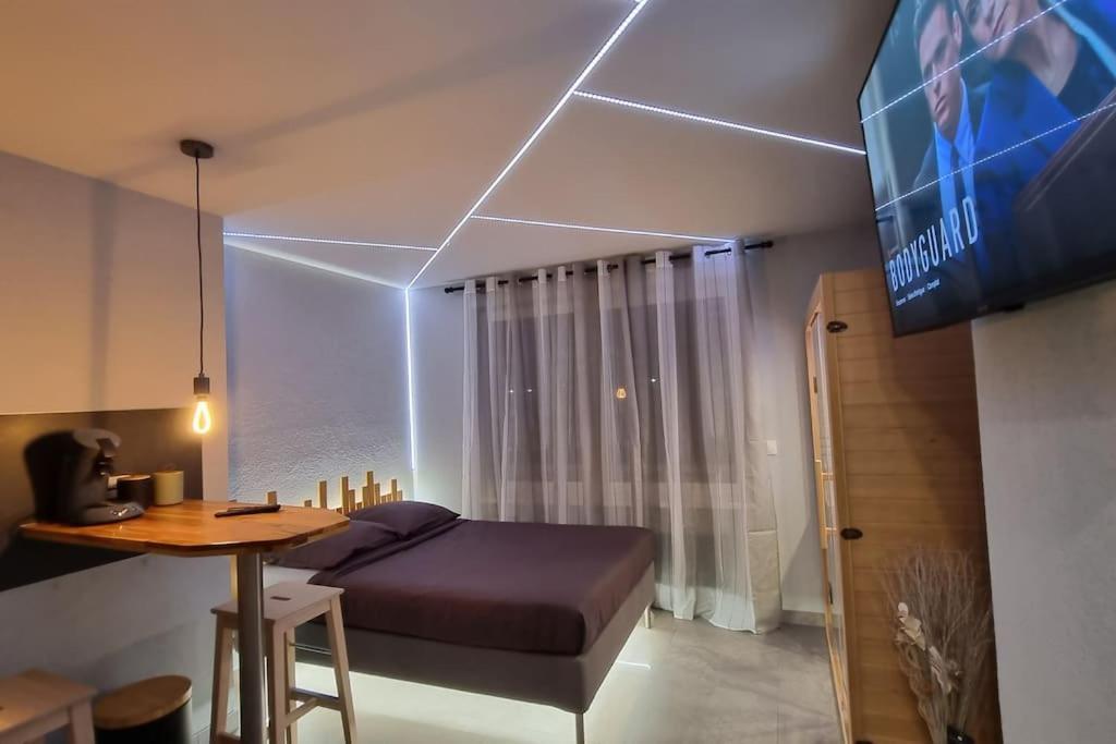 Royalspa Luxueux Appartement Avec Spa Straßburg Exterior foto